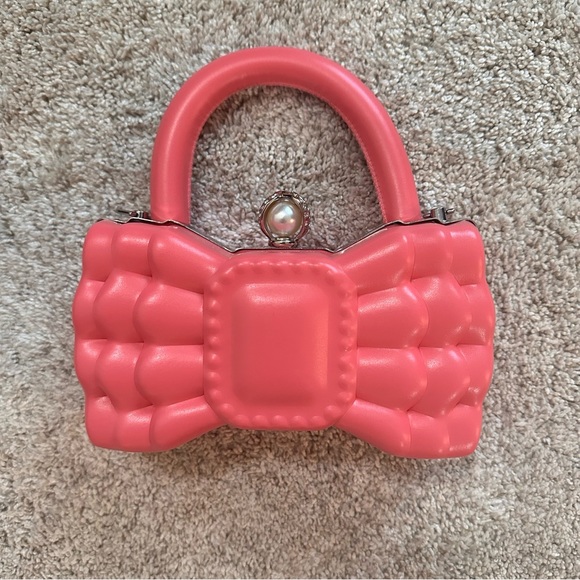 Barbie purse - Picture 1 of 4